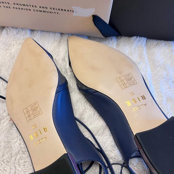 Rare NIB Misha Nonoo x Aldo RISE collaboration Aeaniel Lace-up Navy Flats - Picture 6 of 9
